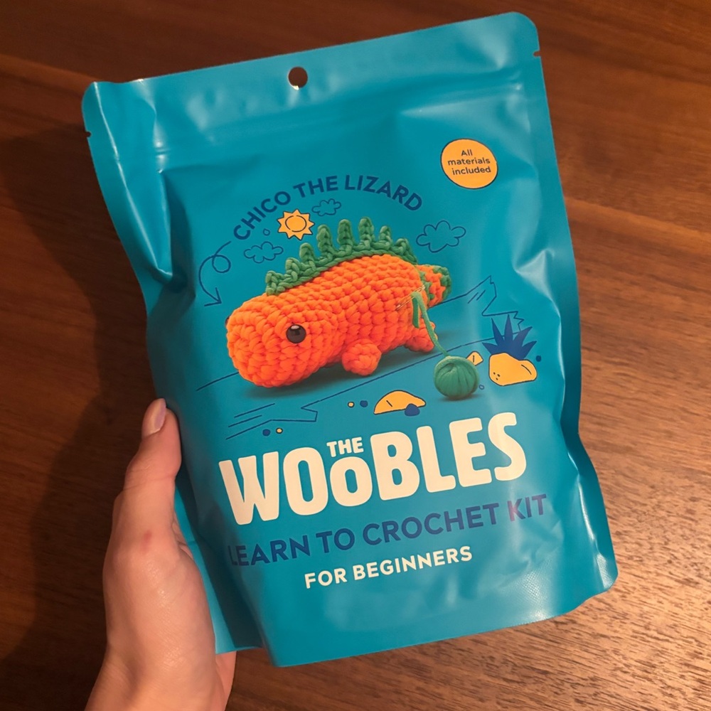 WOOBLES MYSTERY KIT -  CHICO THE LIZARD